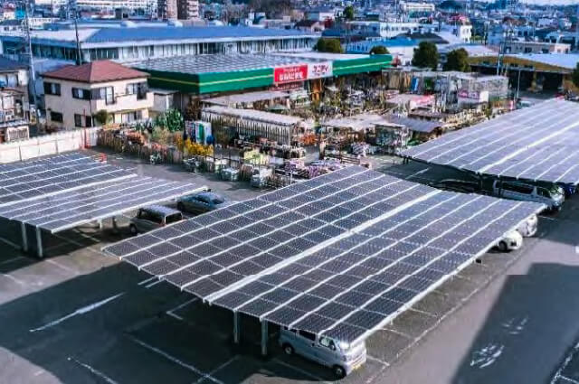 脱炭素社会と地域社会への貢献を目指しユニディ川口店にソーラーカーポートを設置 